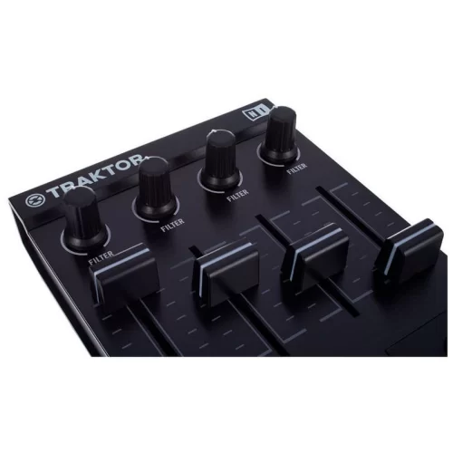 Native Instruments Traktor Kontrol F1 DJ контроллер для работы с